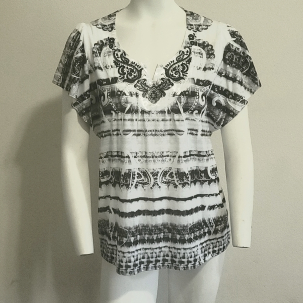 Live and Let Live Black and White Tunic Top Size PS